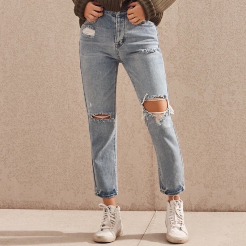 Pacsun Ripped Mom Jeans